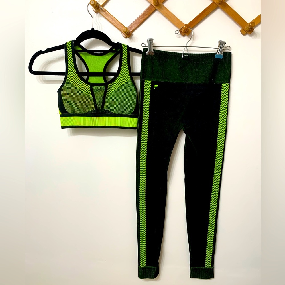 Fabletics green neon High-Waisted Seamless Check Legging power hold set